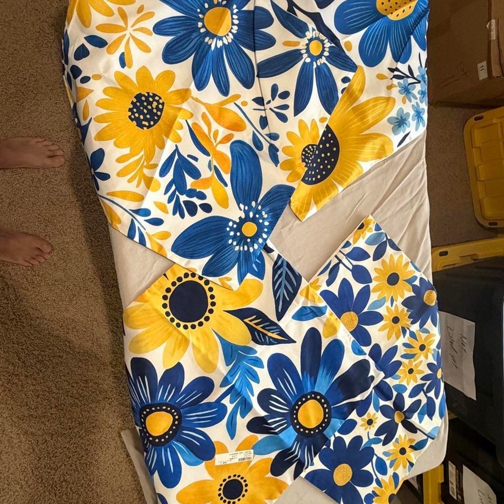 4pc Blue Yellow Floral Decorative Pillowcases Square Throw Pillow Covers 18in